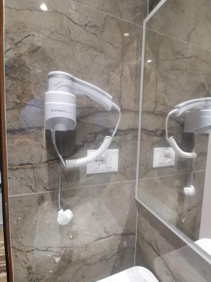 Hola Rooms Εξαμίλιο Εξωτερικό φωτογραφία