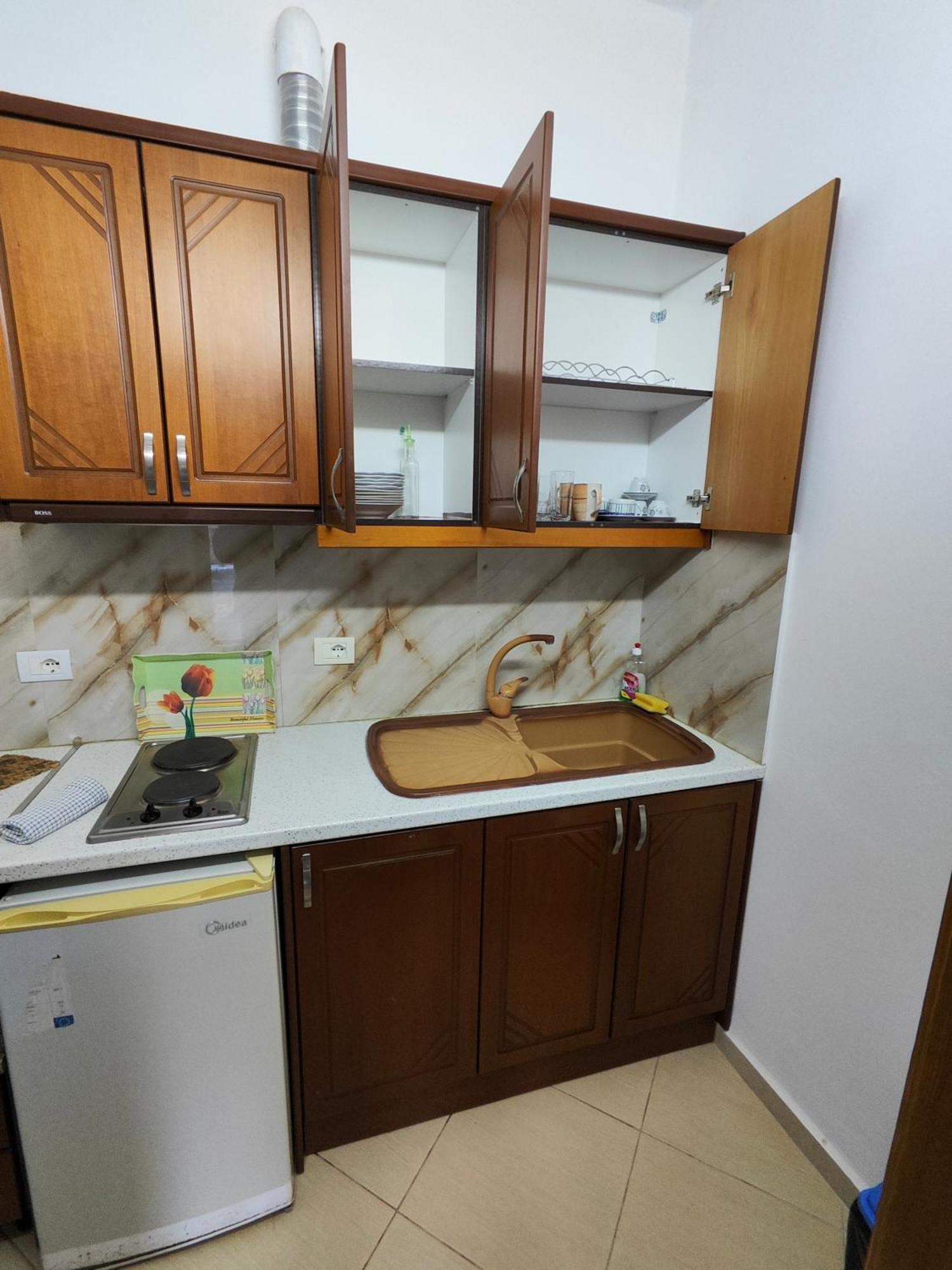 Hola Rooms Εξαμίλιο Εξωτερικό φωτογραφία